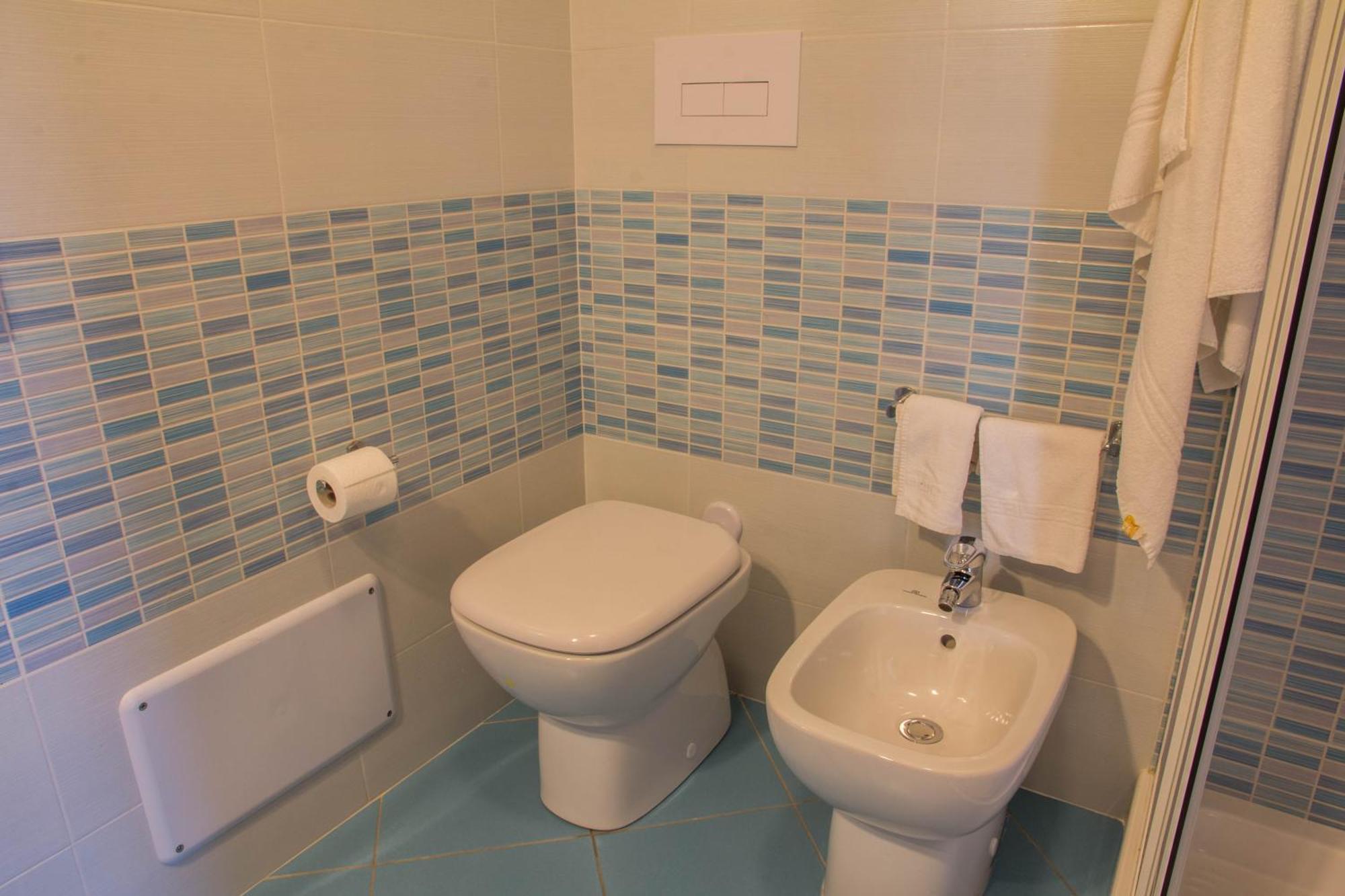 Gf Apartments La Vigna Badesi Ngoại thất bức ảnh